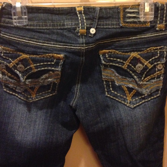 Jean Capris - Picture 2 of 3