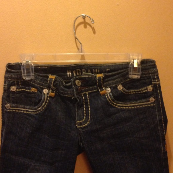 Jean Capris - Picture 3 of 3