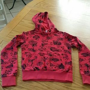 🔥PRICE REDUCED🔥H&M Red Printed Hoodie