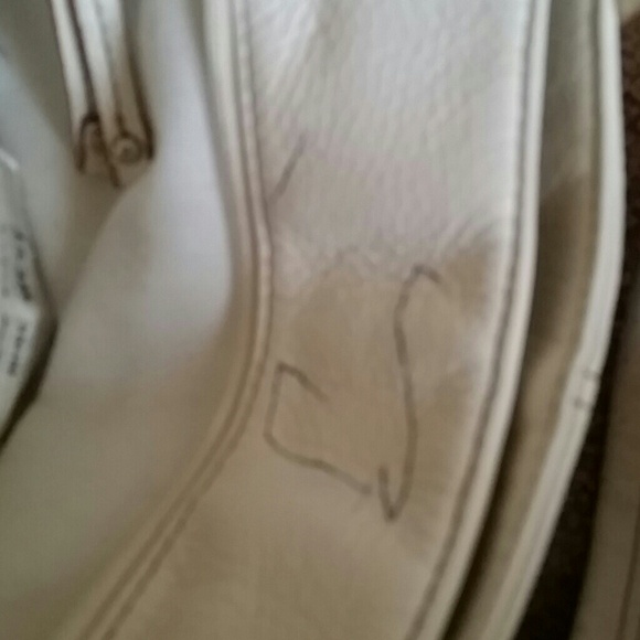 Purse - Picture 3 of 4