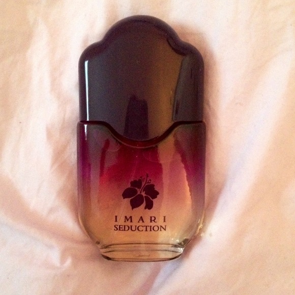 I MARI SEDUCTION perfume.