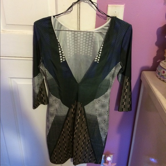 REDUCED❗️ Top Shop Geometric Spot Body Con Dress ✨ - Picture 2 of 3