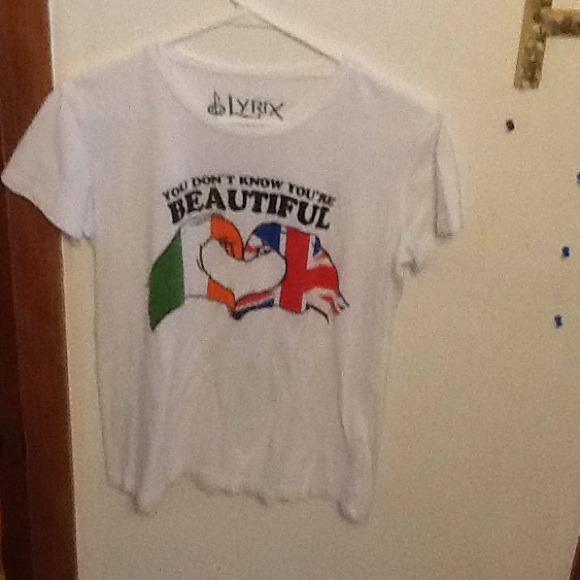 One direction lyrics shirt