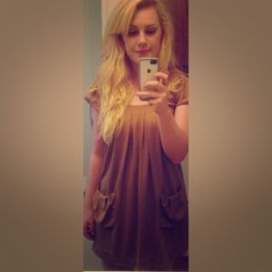 Brown dress.💋
