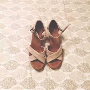 TOMS Sierra strappy wedges size 7
