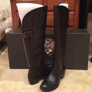 ❗️SALE LOWEST❗️Vince Camuto Smoky Black OTK Boots
