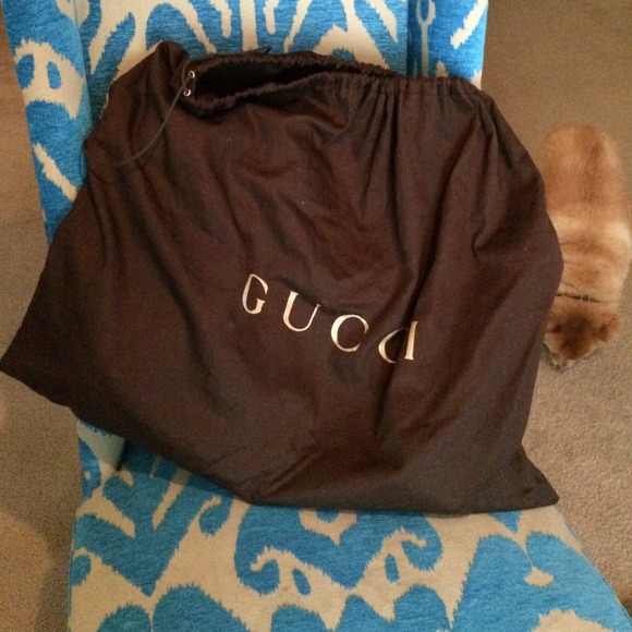 Authentic Gucci large sukey bag - Picture 2 of 4