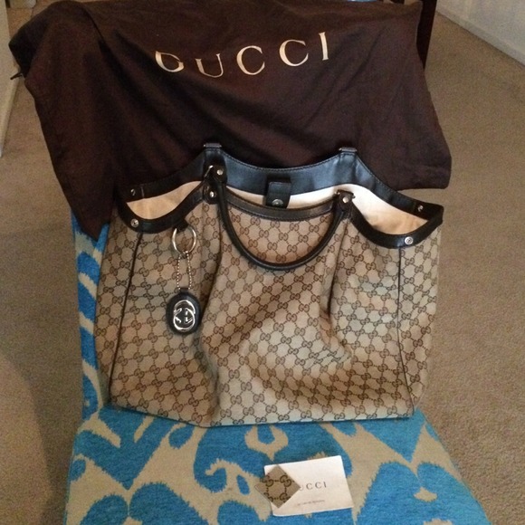 Authentic Gucci large sukey bag - Picture 4 of 4