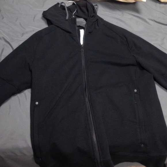 SOLDDDD.  Mens medium lululemon zip up