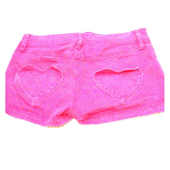 Red Heart Pocket Shorts ❤️