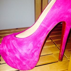 Pink Suede louboutin