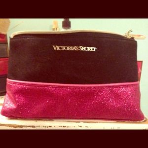 BRAND NEW Victoria's Secret makeup bag.