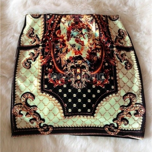 🌟Retro Bohemia print mini skirt🌟 - Picture 2 of 4