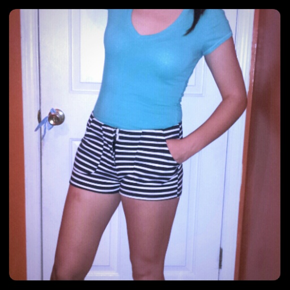 Stripped shorts
