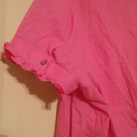 Ruffle snap button blouse - Picture 4 of 4