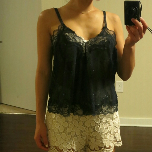 Lingerie look lace trimmed flowy top in small.NWOT - Picture 2 of 4