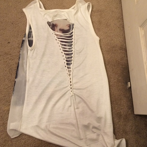 Top - Picture 3 of 3