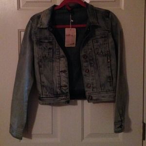 Crop jean jacket