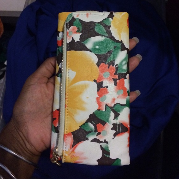 Kimchi Blue Clutches & Wallets - Flower Design Wallet