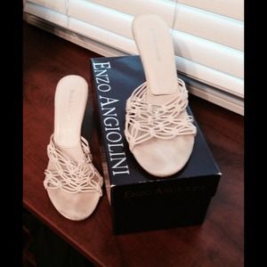 Enzo Angiolini white heels