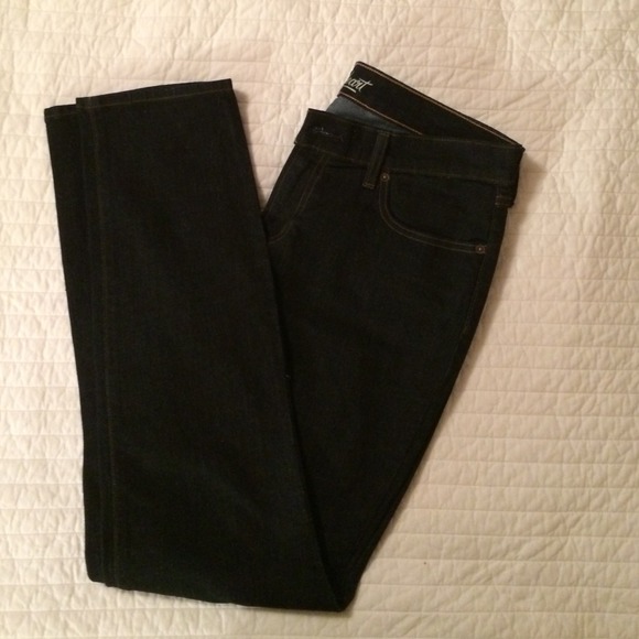 Old Navy Sweetheart skinny jeans.