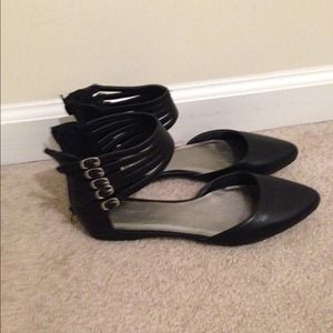 Super cute black shoe