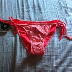 Bikini bottoms