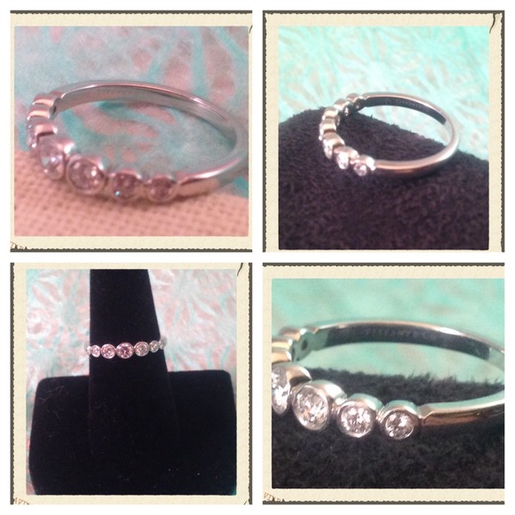 Auth Tiffany & Co Jazz Diamond & Platinum Ring - Picture 4 of 4