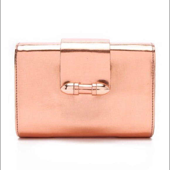 CC SKYE Bullet Clutch