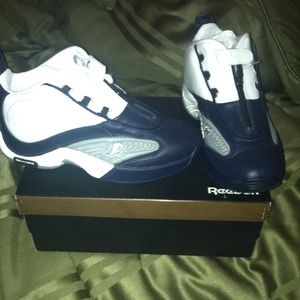 Navy blue Answer IV