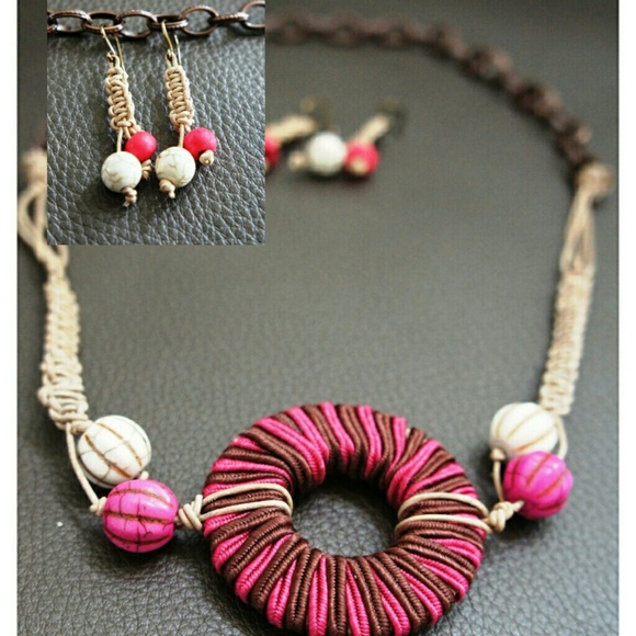 New Handmade Trendy Fuchsia Circle Set!