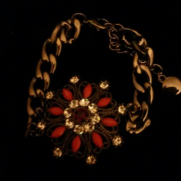 Bracelet