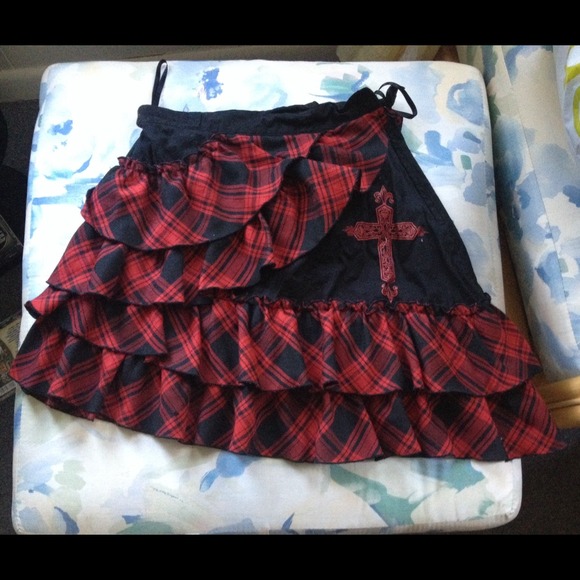 Gothic Lolita Red plaid skirt