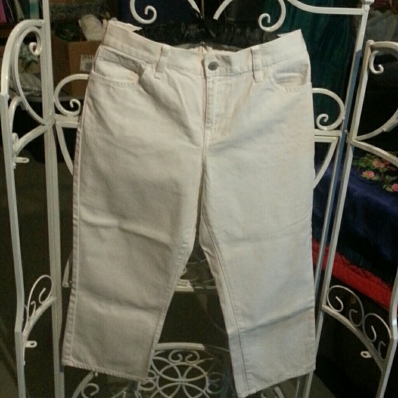 ** SOLD OFF SITE**     2/$15-  TWO PAIR CAPRIS