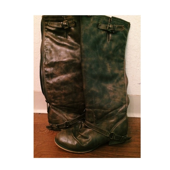 🚫SOLD🚫Brown slouchy tall boots