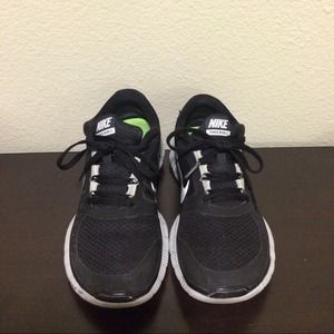 Nike women's free run +3