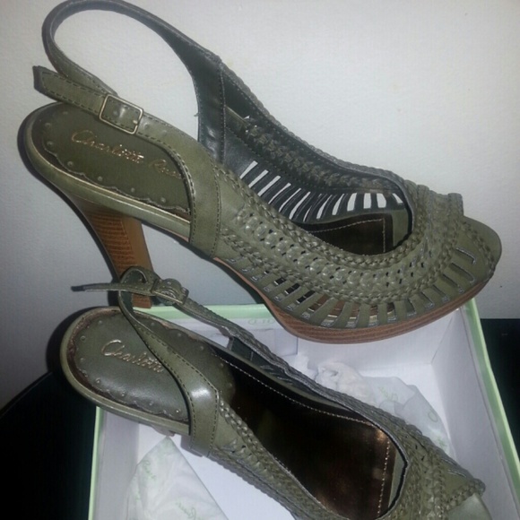 Sandals - Picture 4 of 4