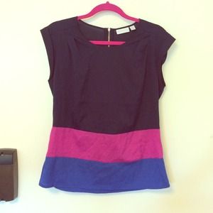 SOLDDDDD--Color block silky blouse