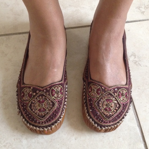 🏮Beaded Flats Size 8 but RUNS SMALL 7 better🏮