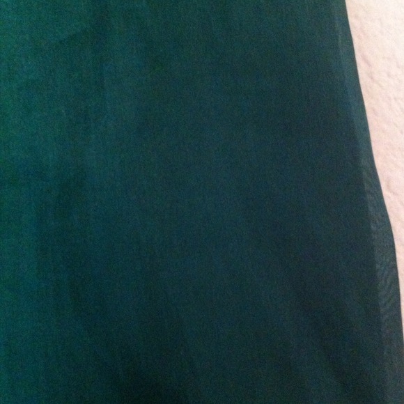 Emerald Green Skirt - Picture 2 of 4