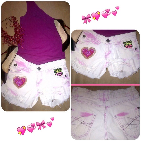 💞💖HOT PINK DENIM SHORTS💖💞