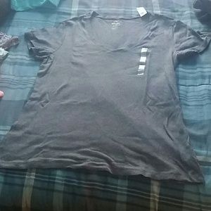 Heather Gray tee