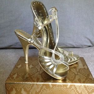 BCBG strap sandal heel