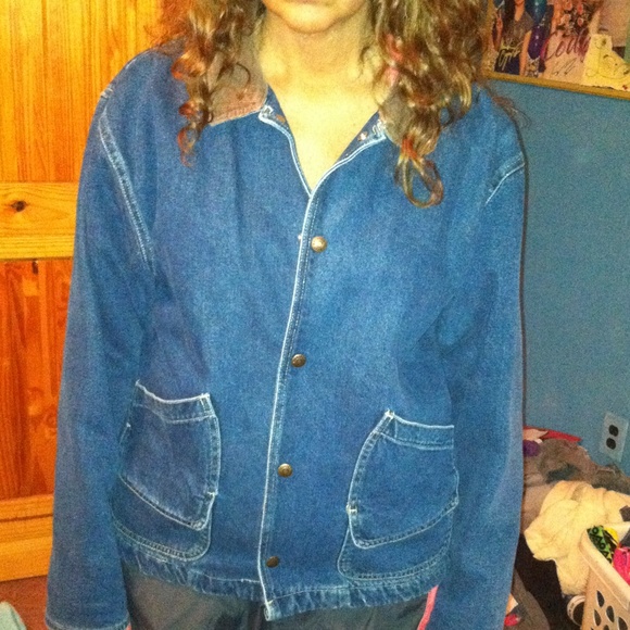 Denim jacket only worn a couple time - Picture 3 of 4