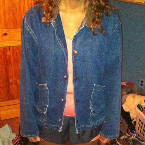 Denim jacket only worn a couple time - Picture 4 of 4