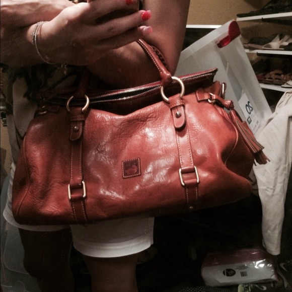 Authentic FLORENTINE Medium SATCHEL: Natural
8L940 - Picture 2 of 6