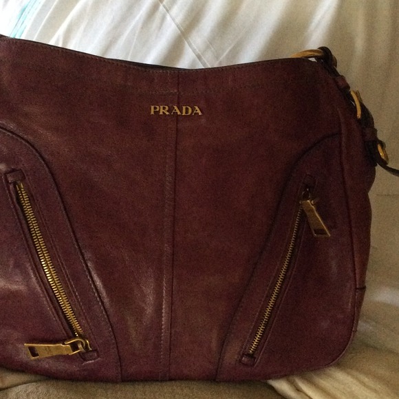 Purse - Picture 1 of 1