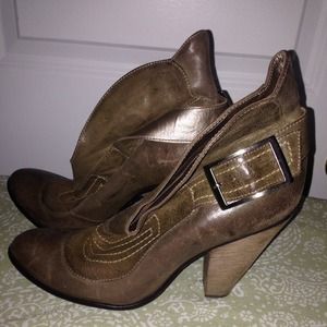 🚫SOLD🚫 Genuine Leather Booties