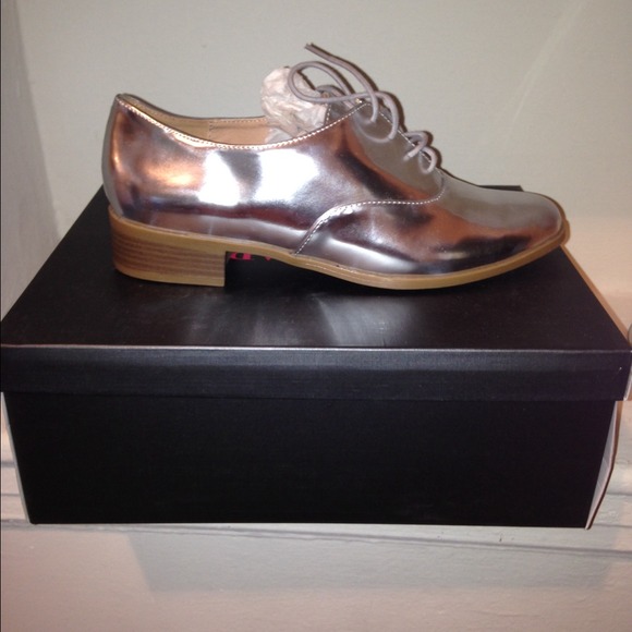 Metallic oxfords