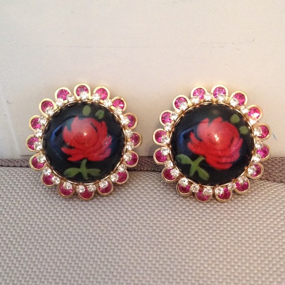 On hold @dancinkat808 Von maur clip on earrings